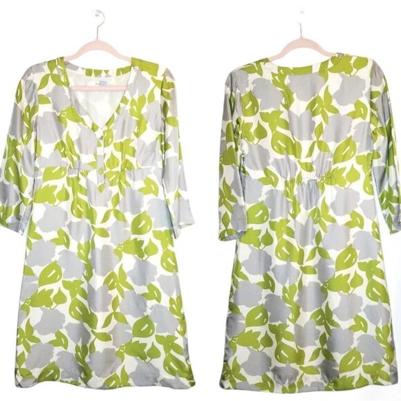 Boden Light Green and Gray Silk Floral V-Neck 3/4 Sleeve Dress - Picture 1 of 10